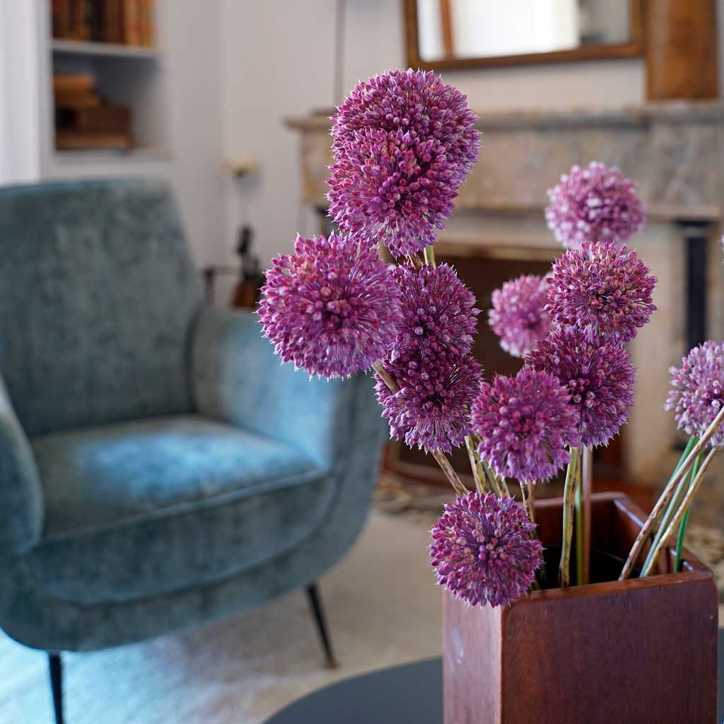flores en el Salón de Finca la Soledad en Soller