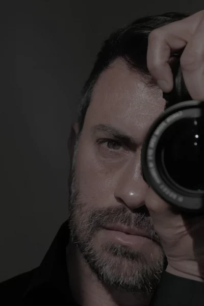 Dani Aviero filmmaker en Mallorca para hoteles de lujo.