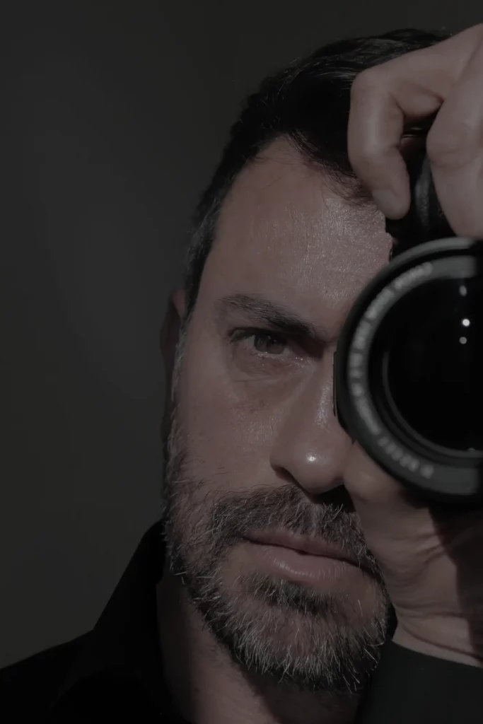 Dani Aviero filmmaker en Mallorca para hoteles de lujo.